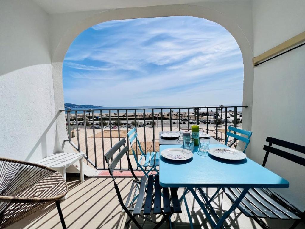 SYLVIA 4A - Estudio en primera línea de mar - céntrico - terraza vista mar - playa - wifi Empuriabrava Exterior foto